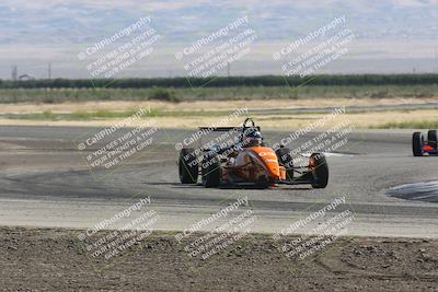 media/Jun-01-2024-CalClub SCCA (Sat) [[0aa0dc4a91]]/Group 6/Race/